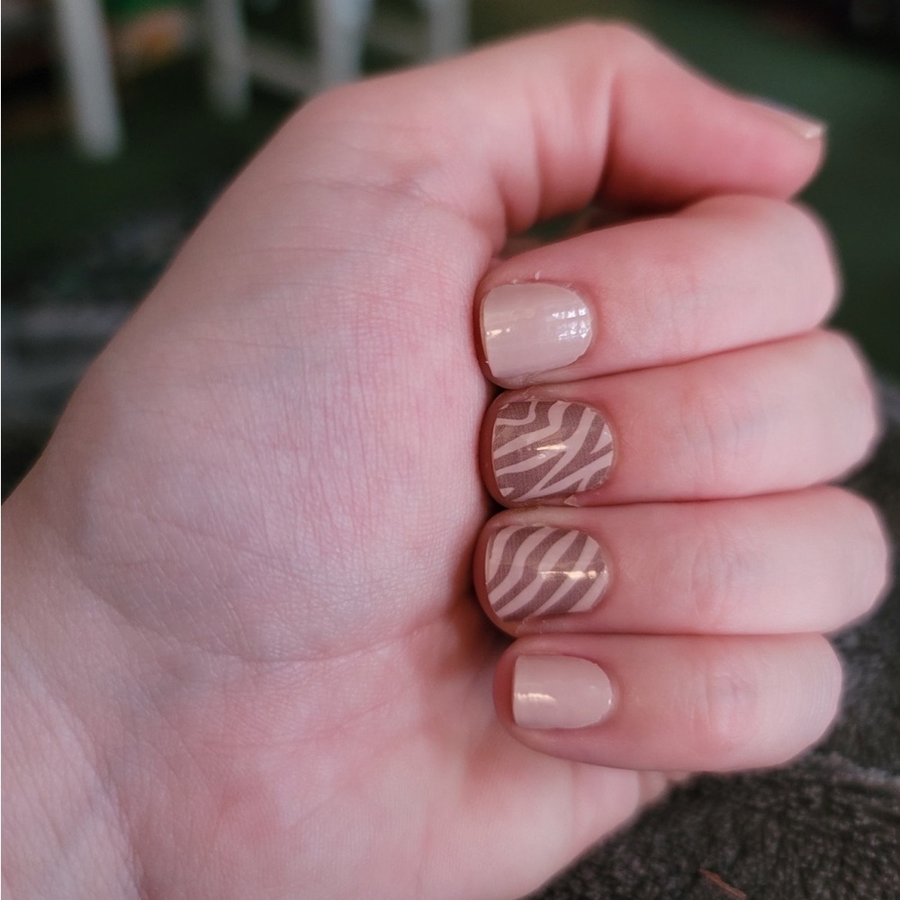 *Retired* Color Street: All Wild Up | Animal Print Zebra Neutral Beige Tan Nude